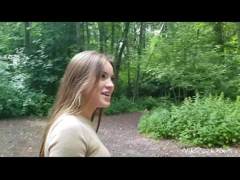 ❤️ Navrhol som Evelíne, aby sme si to rozdali na verejnom mieste! Povedala áno. Potom som ju jebala do zadku a vystriekala sa jej do úst. Potom sa vymočila. ❤ Krásne porno na nás ❌️